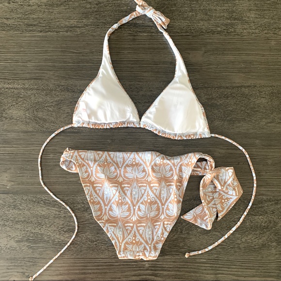 EUC Victorias Secret Tan Boho Triangle String Bikini - Picture 2 of 6